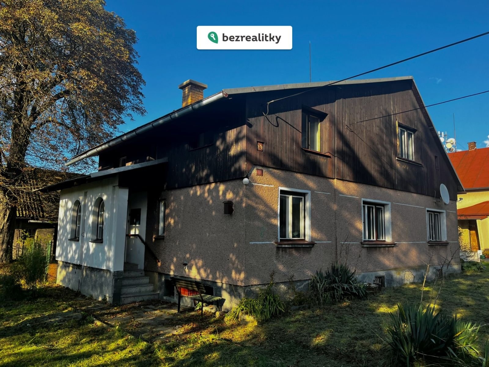 1760642713-frpqjfcrbj-foto2