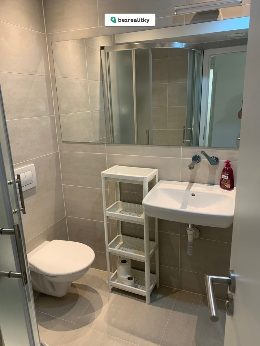 1760052015-lnsgmlwwif-koupelna