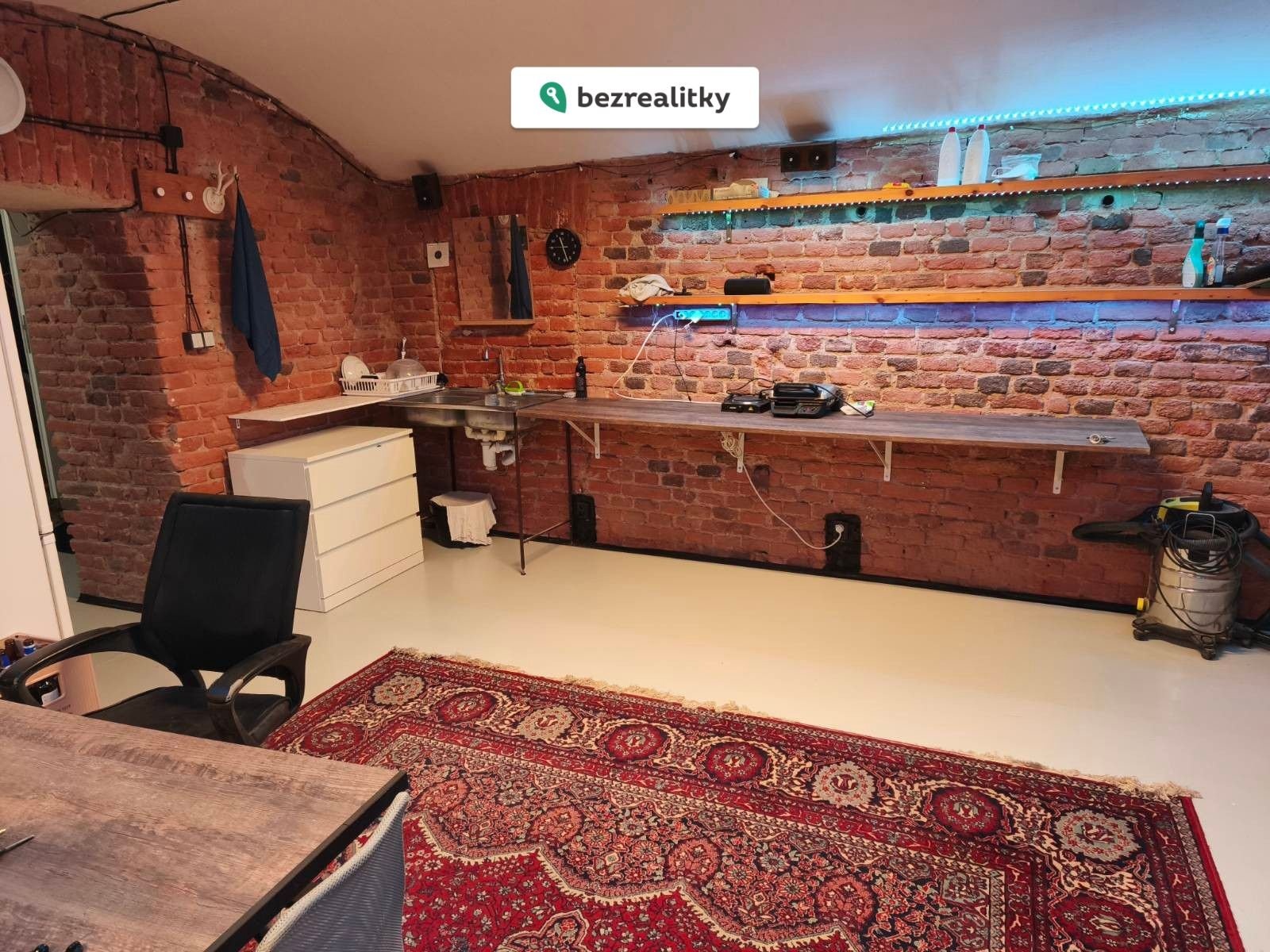 1760455048-atuxtmkzmi-signal-2025-10-09-193029-020