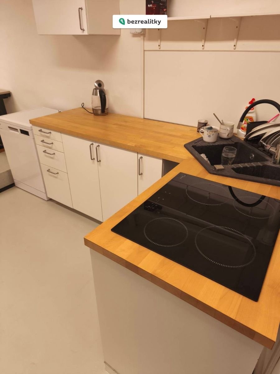 1760455047-fhqrflyeii-signal-2025-10-09-193029-007