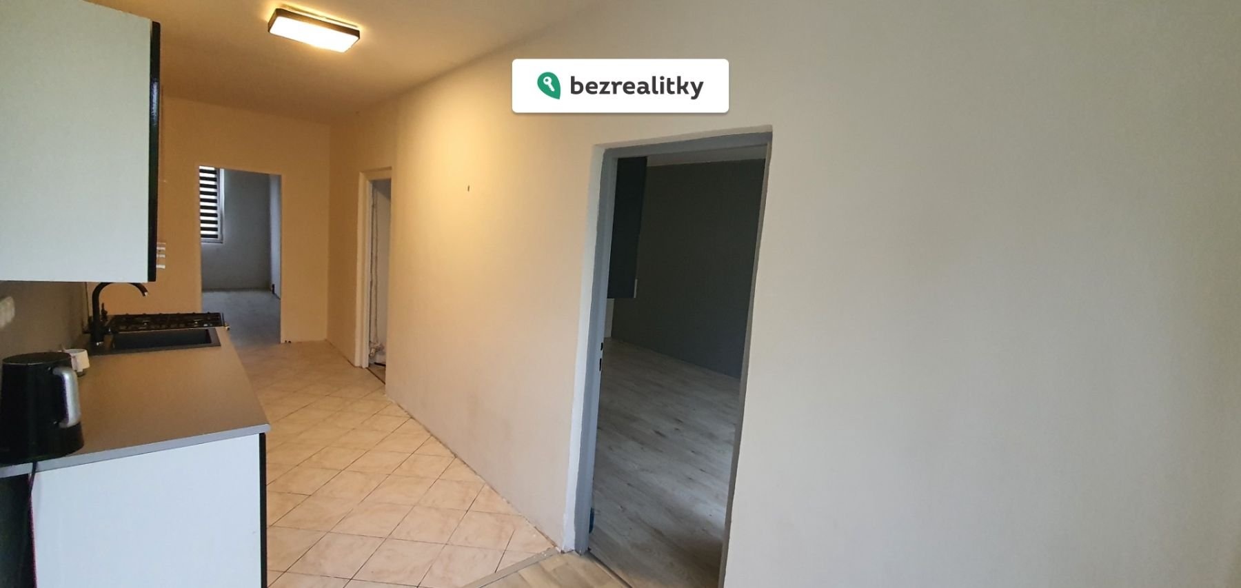 1760215588-zkdnyjbjbi-incollage-20251011-205521480