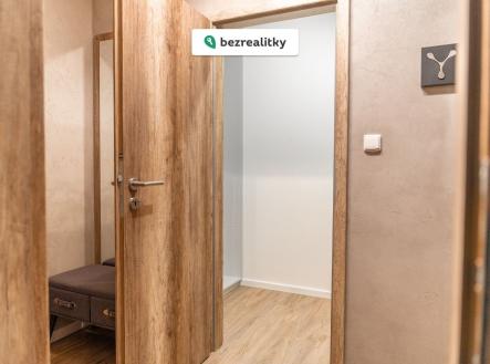 1763466500-ehntgxxaic-1-2829-29