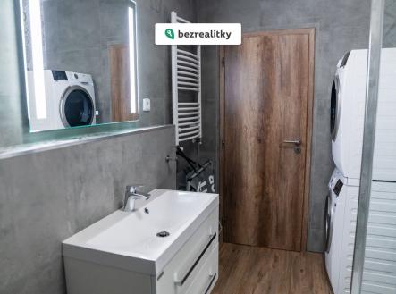 1763466704-rexiylgghh-1-2823-29