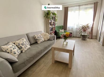 1761663268-wzynedgjno-1000049291