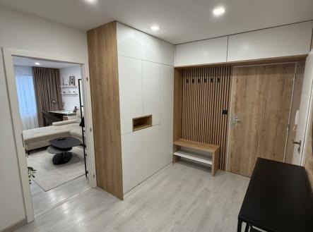 1761138001-zerulnqxyv-img-0924