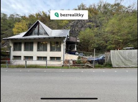 Prodej komerčního objektu, jiný, 254 m²