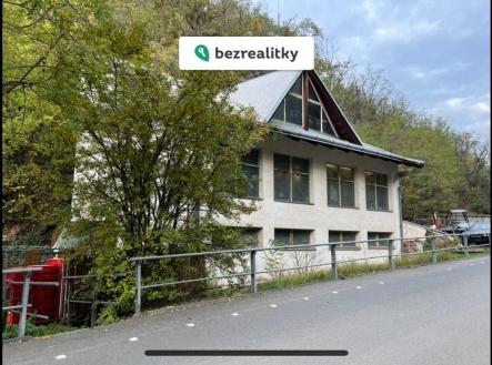 Prodej komerčního objektu, jiný, 254 m²