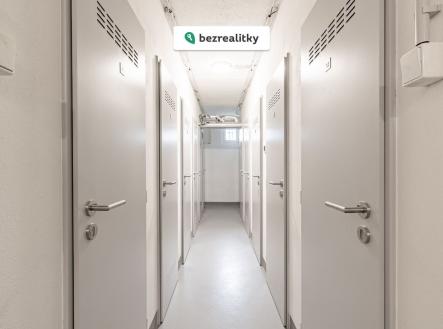 1763038859-hrfmpluenv-sklepy