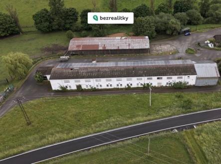 Prodej komerčního objektu, jiný, 1 400 m²