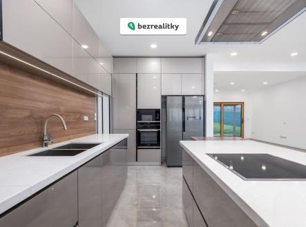 Prodej domu/vily, 320 m²