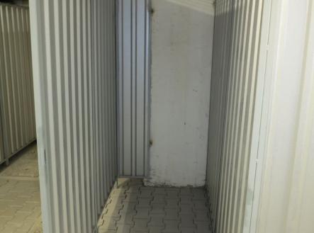 1764489821-hmhcqzdxkx-img-0140