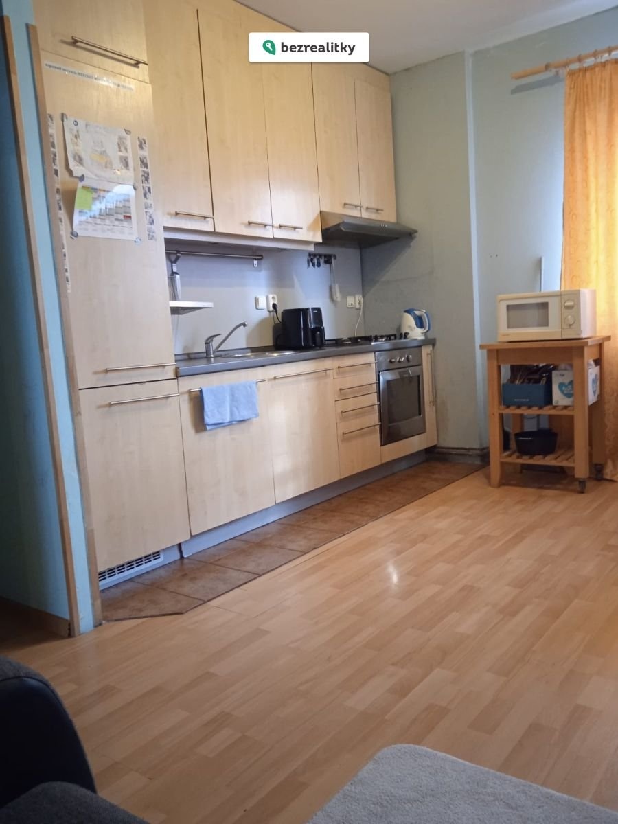 1764617056-violvpdyki-f5d76d68-c5ef-4dd9-a321-b1fa3c090730