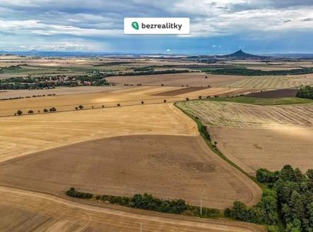 Prodej pozemku pro bydlení, 2 077 m²