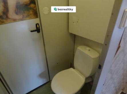 1764598604-hxpcegvlpd-6