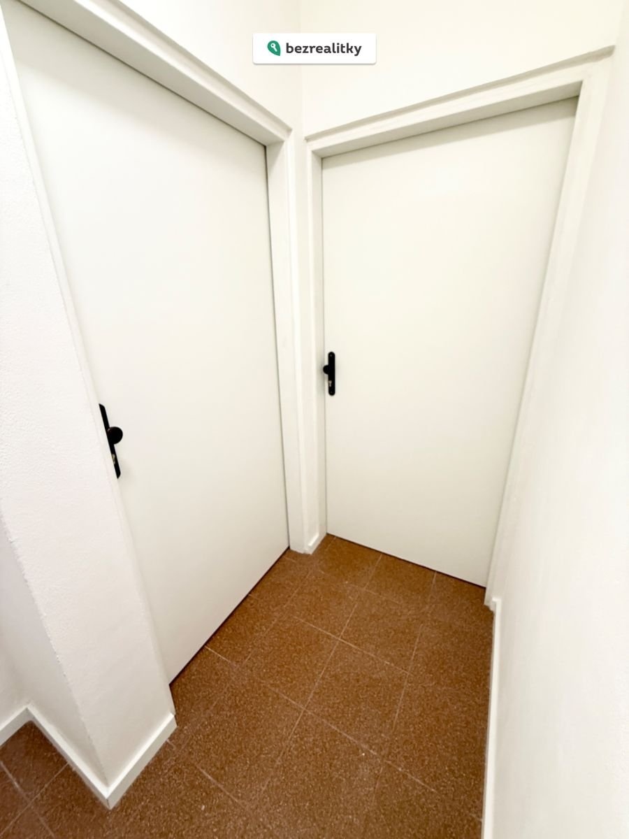 1764959805-jfyjpsbihr-img-8063