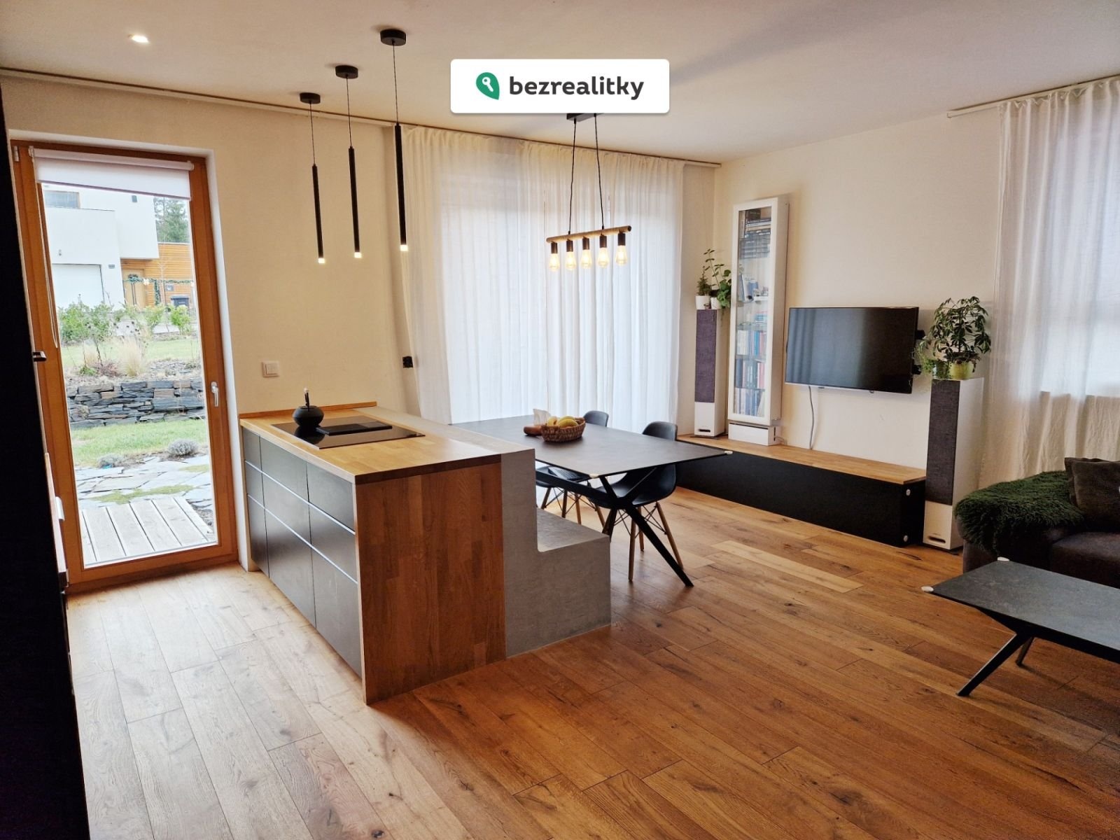 1765122909-gtfcdhpbpn-20251207-124201