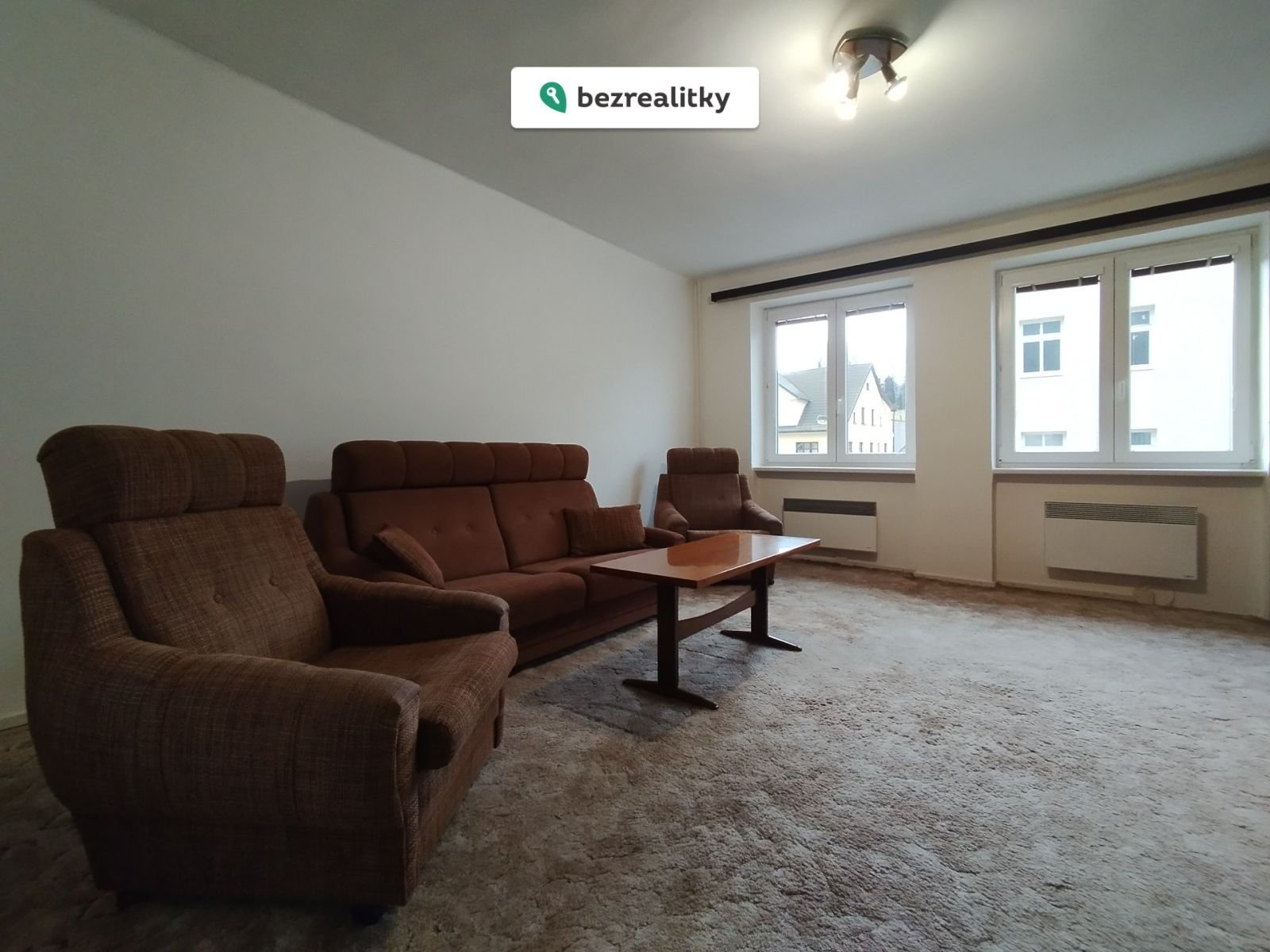 1765191079-pmjkvmiiku-obyvak-1