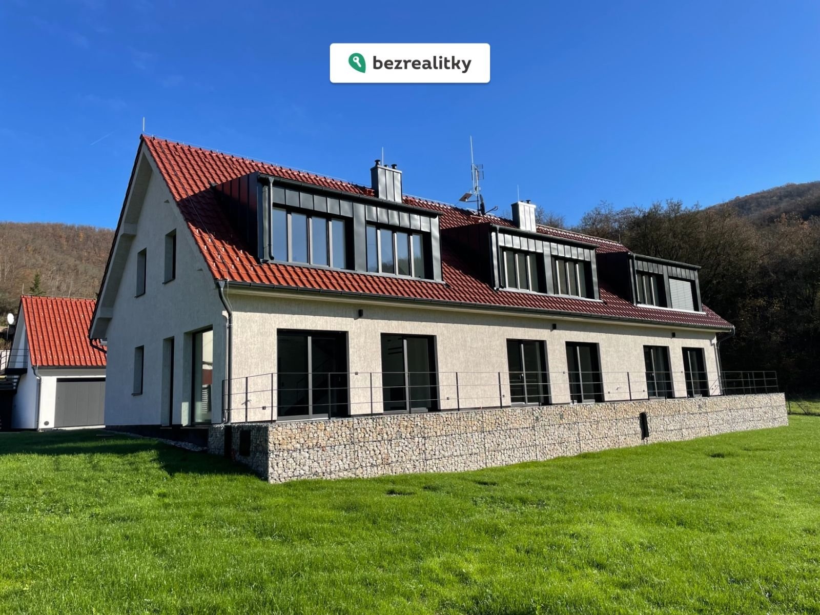 1765212358-insozqvjrl-img-6458