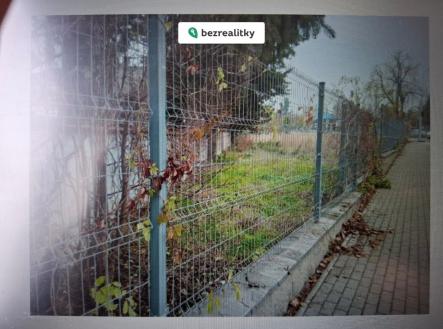 Prodej pozemku pro komerční výstavbu, 448 m² obrázek