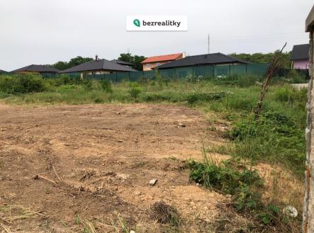 Prodej pozemku pro bydlení, 1 105 m²