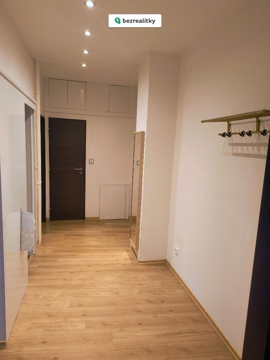 1765457606-yxbivrjvzl-foto-8