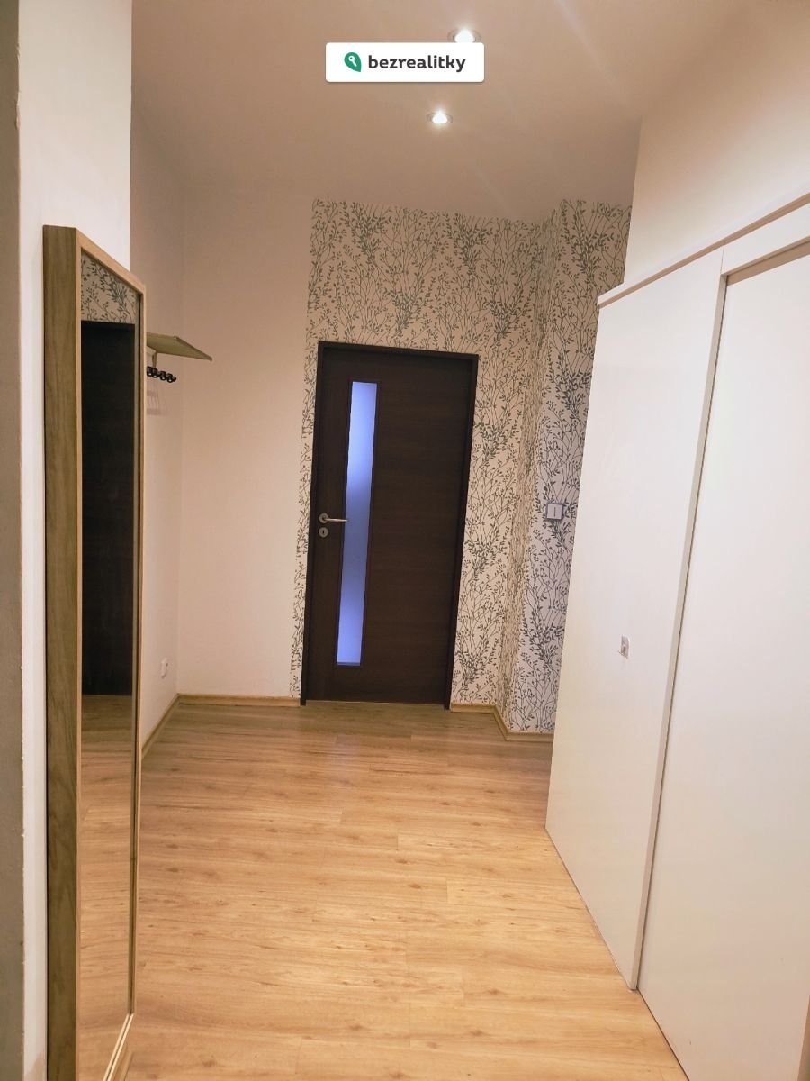 1765457606-rckuzrnapz-foto-9