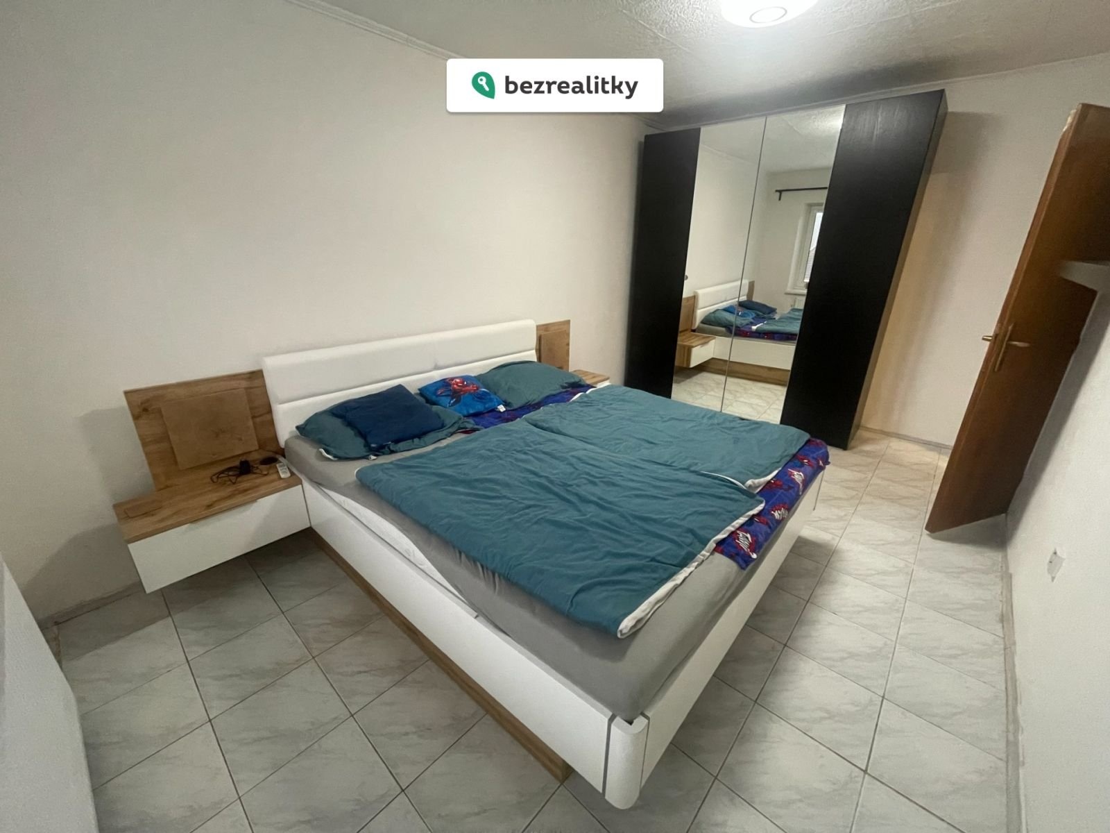 1765454358-epdrtktbgv-img-8654