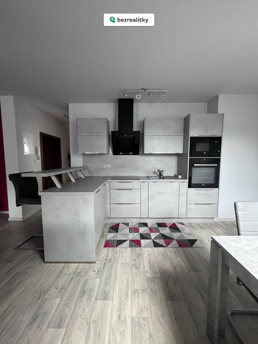 1765546122-tiollrtzbu-img-8827