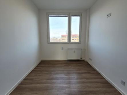 1760034127-jdrotgmvsx-08-pokoj-1