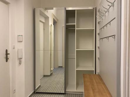 Prodej bytu, 2+1, 70 m²