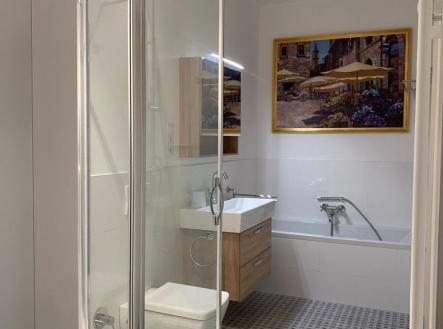 1765917233-movpisexhs-10