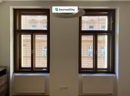 1765917231-bwaxnccirf-13