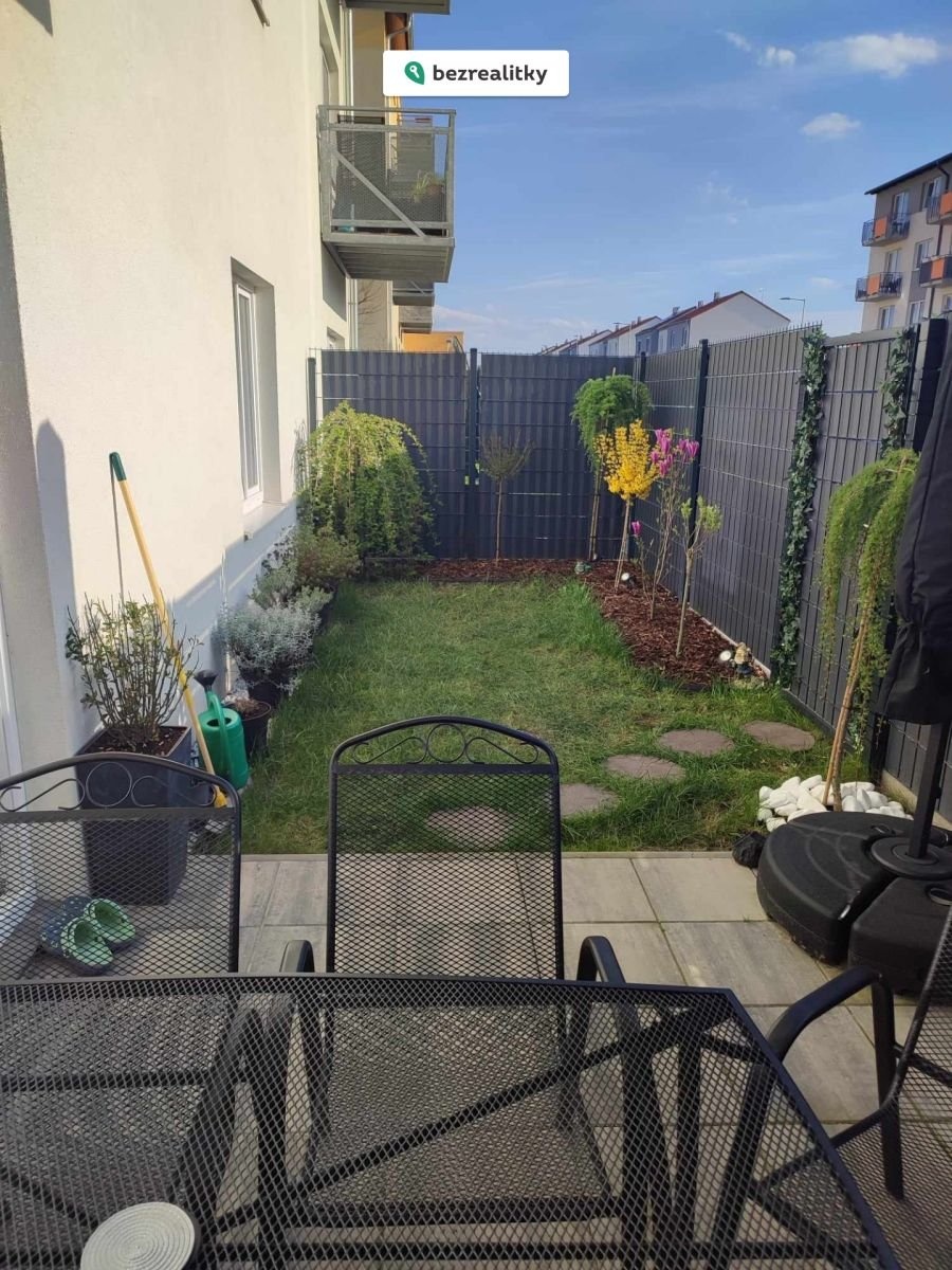 1765962638-xeaepghfhw-2