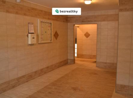 1762364443-jnnjtyphvv-dsc-0942