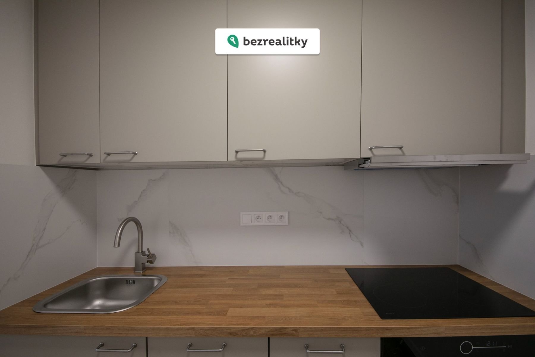 1768253353-kzwpplnfmx-3i6a8863