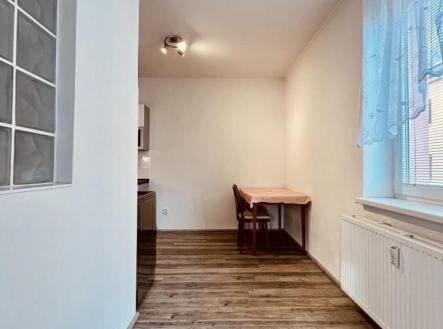 Prodej bytu, 1+1, 40 m²