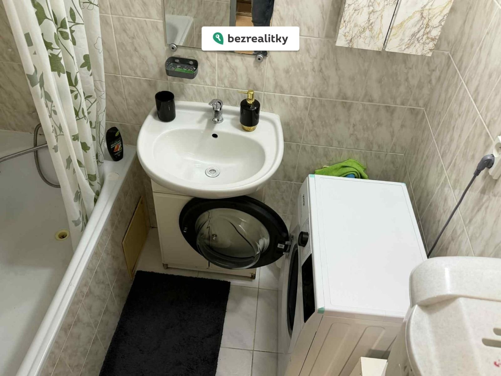 1768644287-tgfuuxuwaq-koupelka