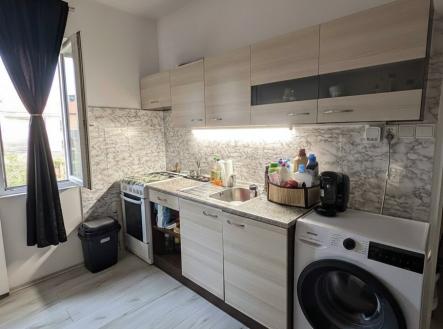 Prodej bytu, 1+1, 49 m²