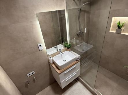 1769193879-qrdhukrbph-img-4996