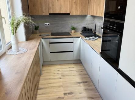 1769193884-ytkyroxjbq-img-4987