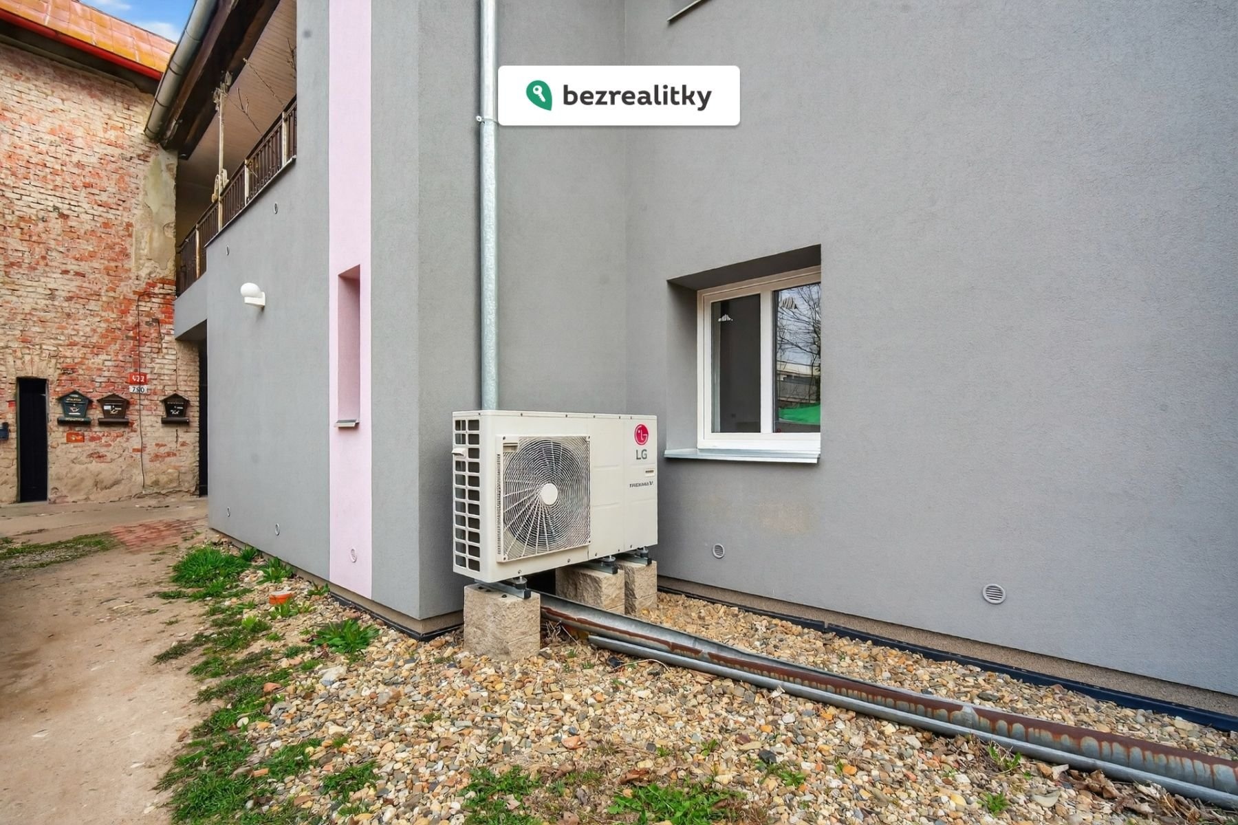 1776108093-nxavhowbav-p1092072