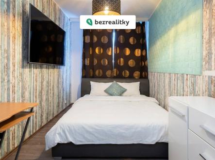 1769859926-kbkkdjycoi-hf-20260131-103624-4477d9a2-6835-4bd1-ba55-fe8310566bc8