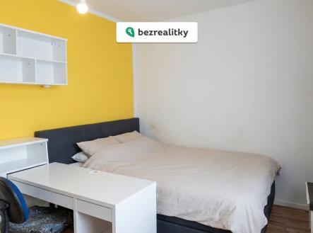 1769859926-dwuqupmwam-hf-20260131-105200-737baf78-8668-4f1d-86dd-4764ddc1b9ff