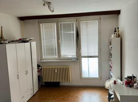 1770210346-drkmzavdvl-obyvak2