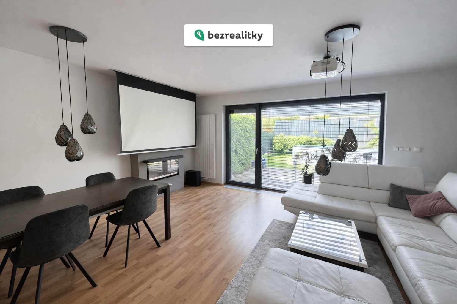 1770221452-kfhlquszkb-image-2-2-2026-14-41-17