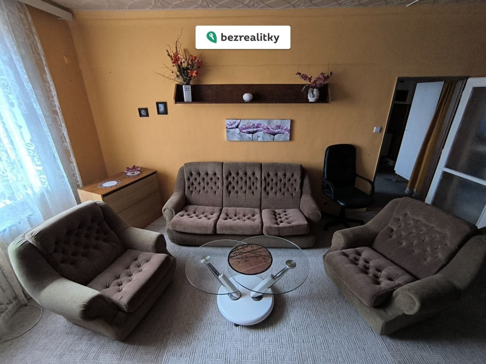 1770389365-xyfxpgxufw-1000064436