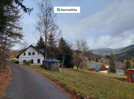 Prodej pozemku pro bydlení, 2 100 m²