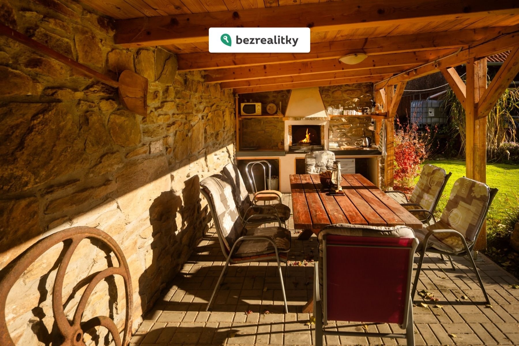 1764682650-bmzsahhpne-alt-c3-a1nek1