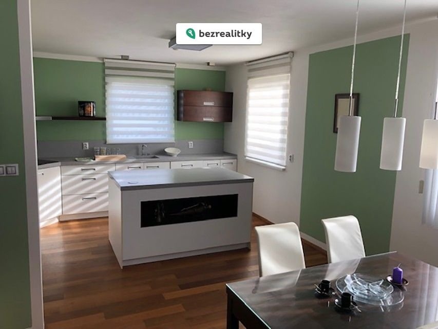 1759165273-aendxqohgq-img-4291-281-29