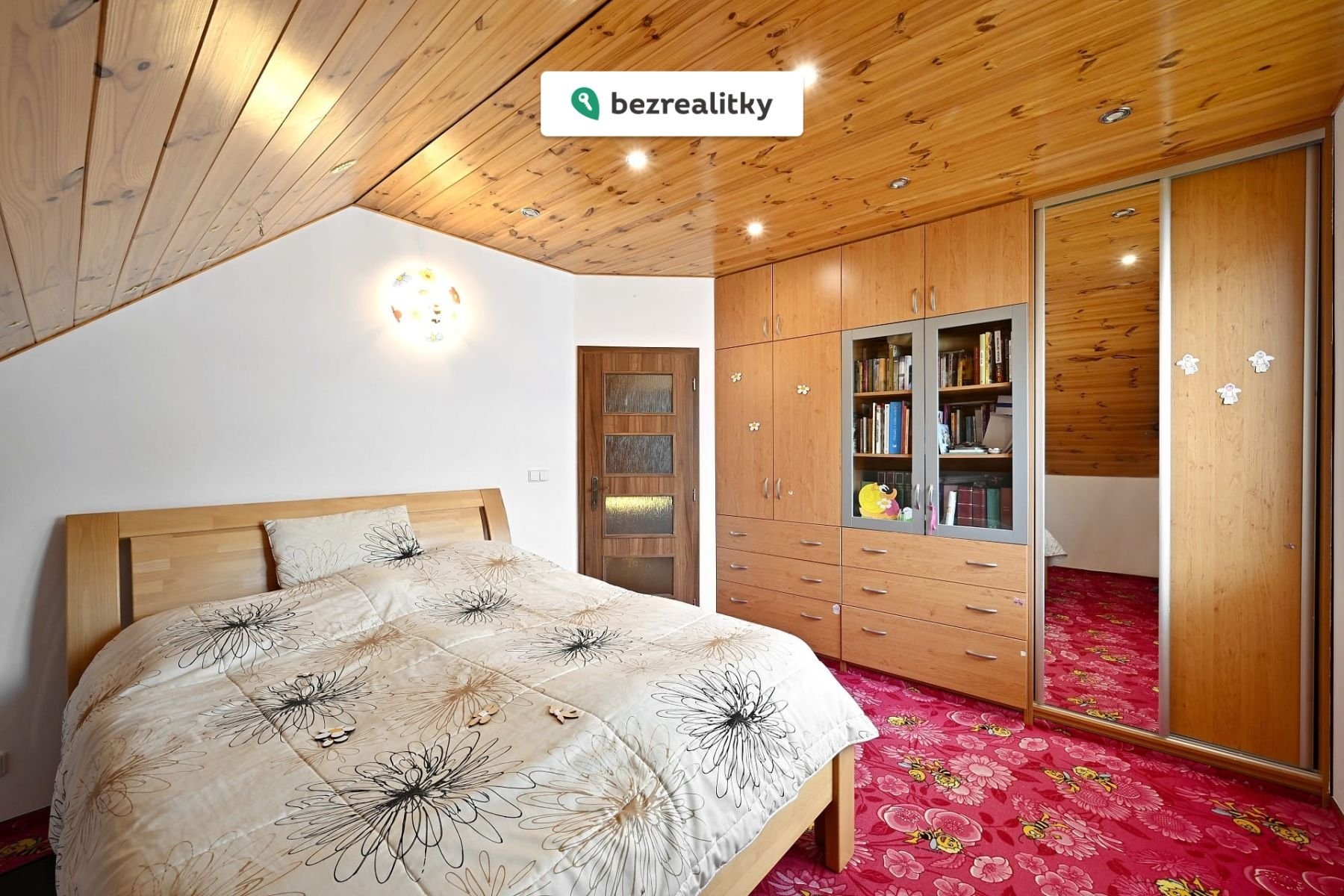 1771428071-xewyqltjvx-1000056708